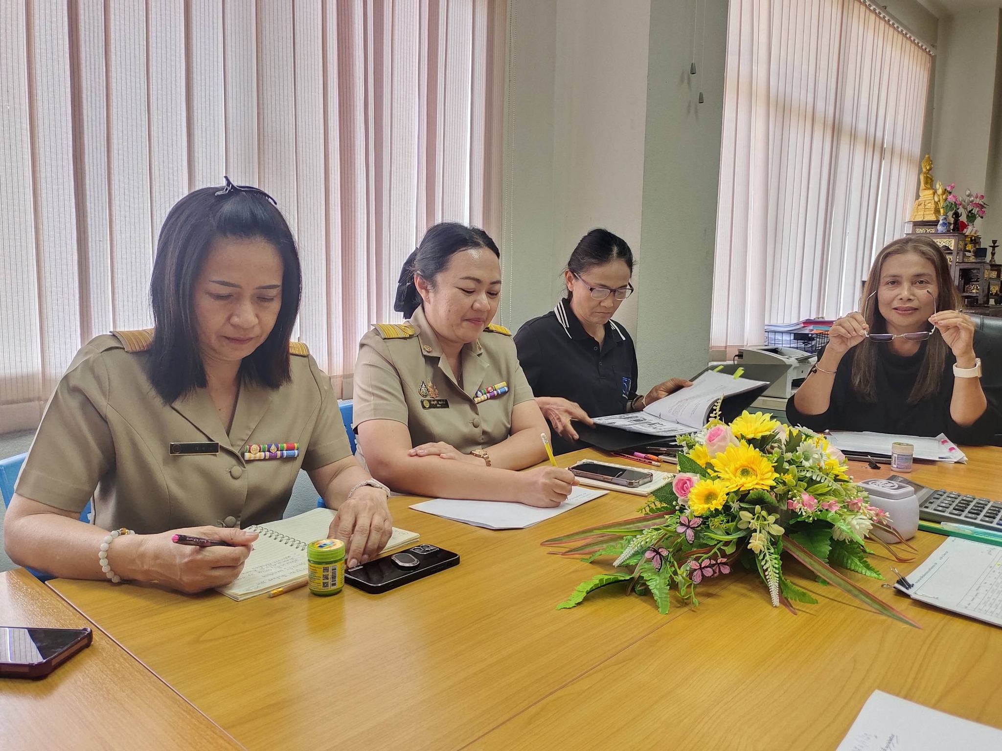 title - ส.ป.ก.สตูล จัดประชุมสำนักงานประจำเดือนมีนาคม 2569